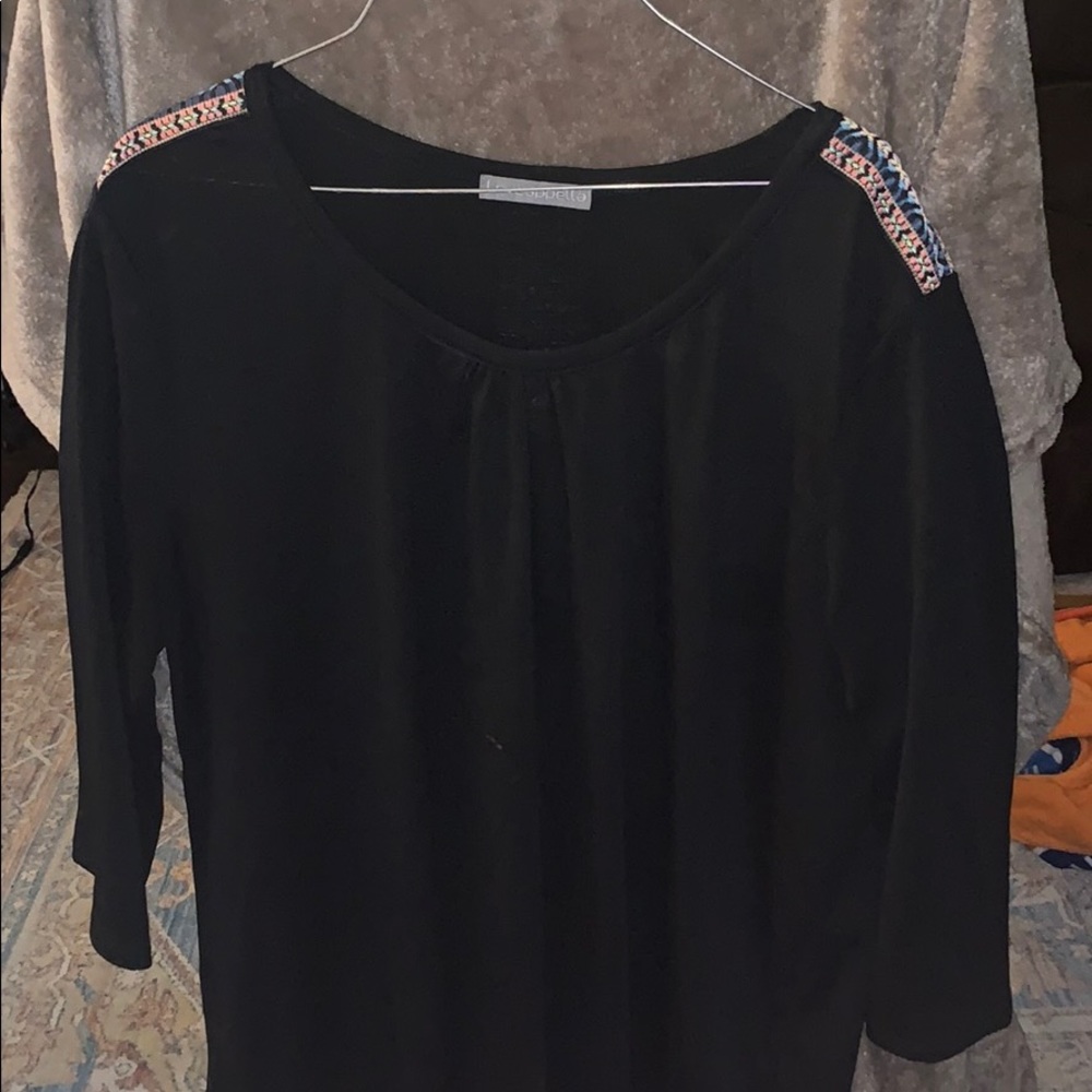 Loveappella size 2X black top w embellish detail